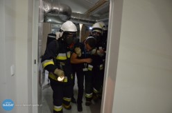 Pożar, ewakuacja pacjentów w szpitalu