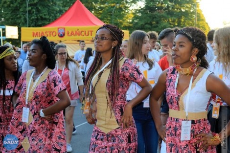 Połączyła ich wiara, modlitwa, taniec i śpiew