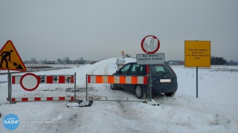 Wiadukt w Białobrzegach ciągle zamknięty