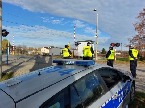 Patrole policji i&nbsp;straży ochrony kolei